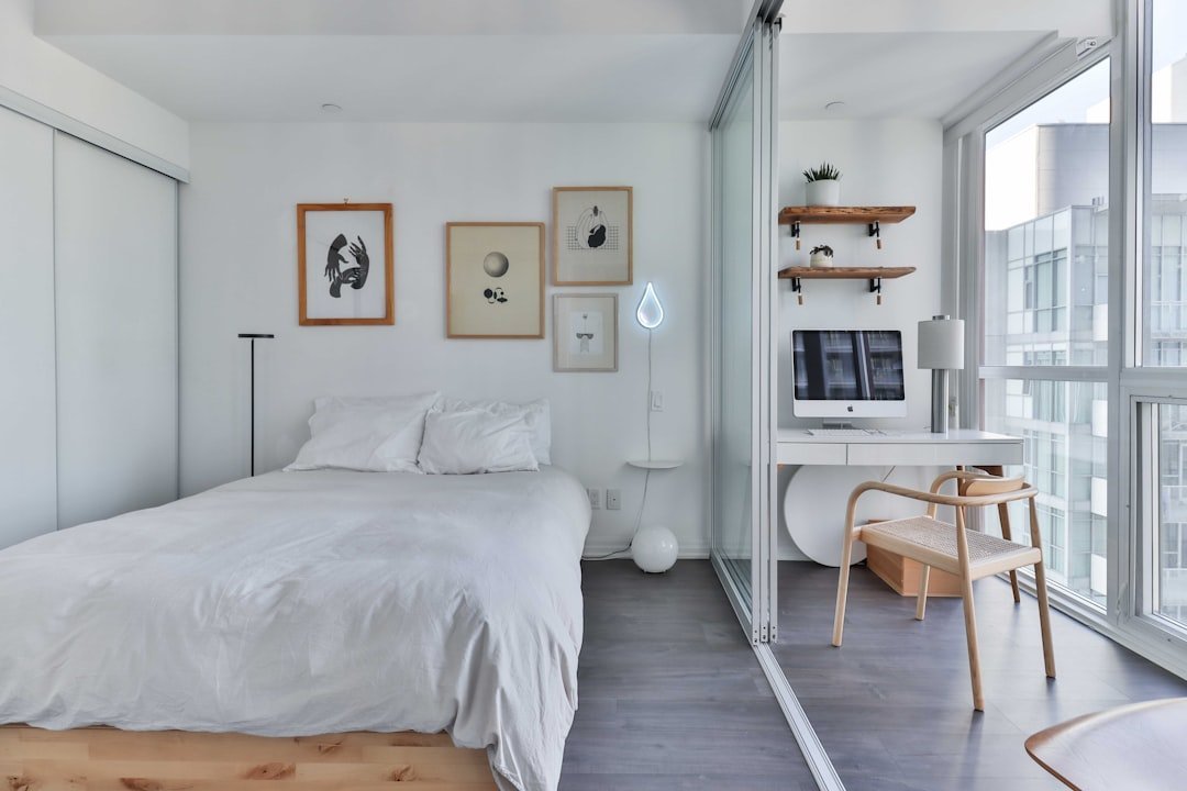 Saigon Pearl for rent furnished bedroom