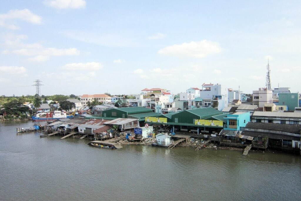 Cai Rang market in Can Tho, a short ride from Cara River Park