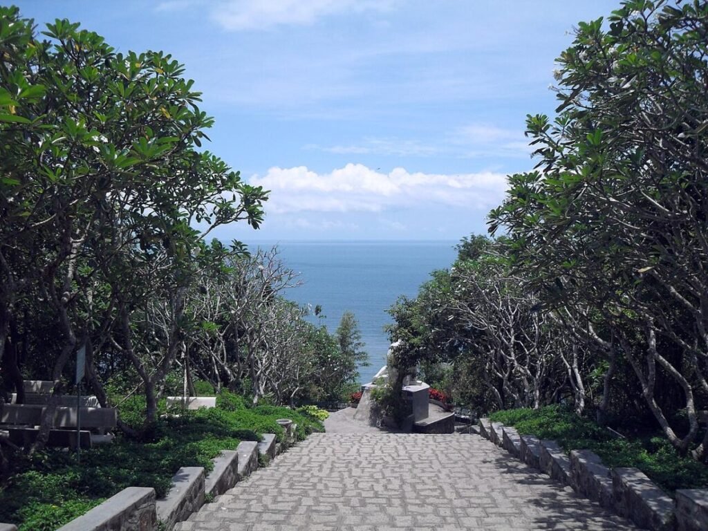 Path to the sea in Vung Tau