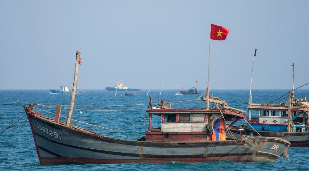 Fishing boats on the Da Nang shore