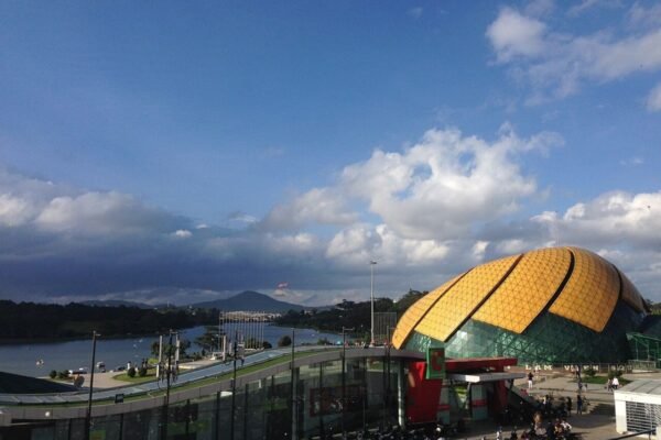 Dalat Center 2-bedroom for rent, 63 m² overlooking the night market