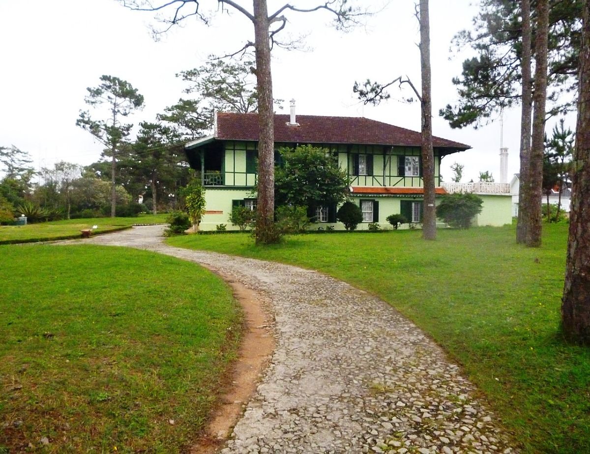 Garden path to a Da Lat villa