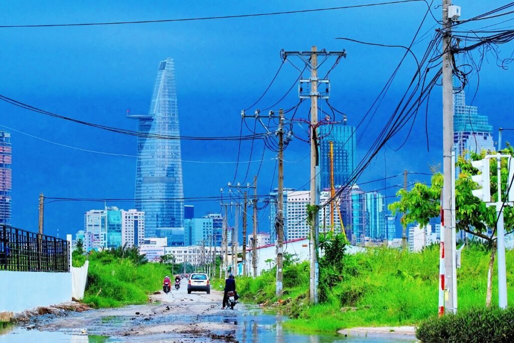 Luong Dinh Cua Street in An Phu near Eaton Park