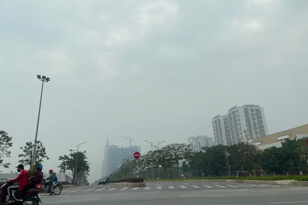 Vo Chi Cong road in Binh Trung, near Gladia Heights