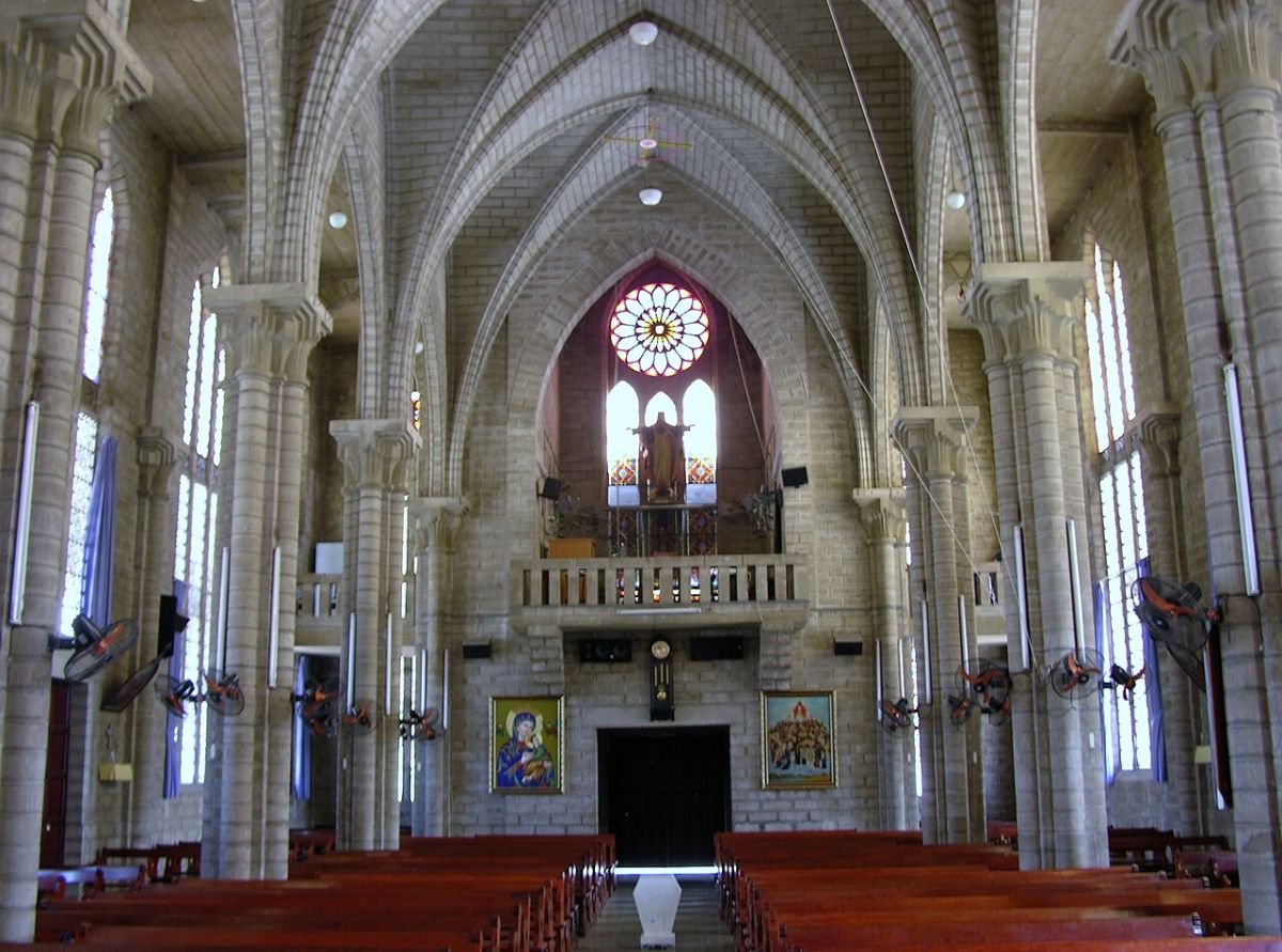 Nha Trang cathedral interior