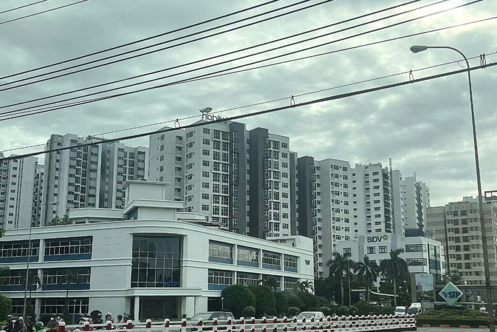 Binh Hoa ward on National Highway 13, the location of La Pura