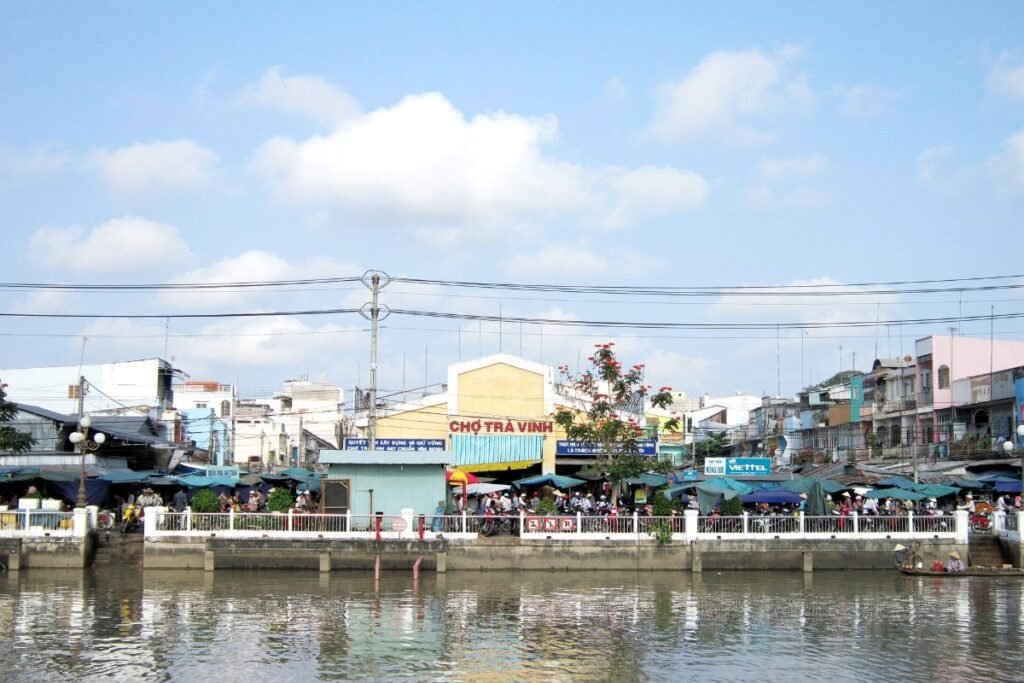 Tra Vinh market, a few minutes from Bach Dang Street