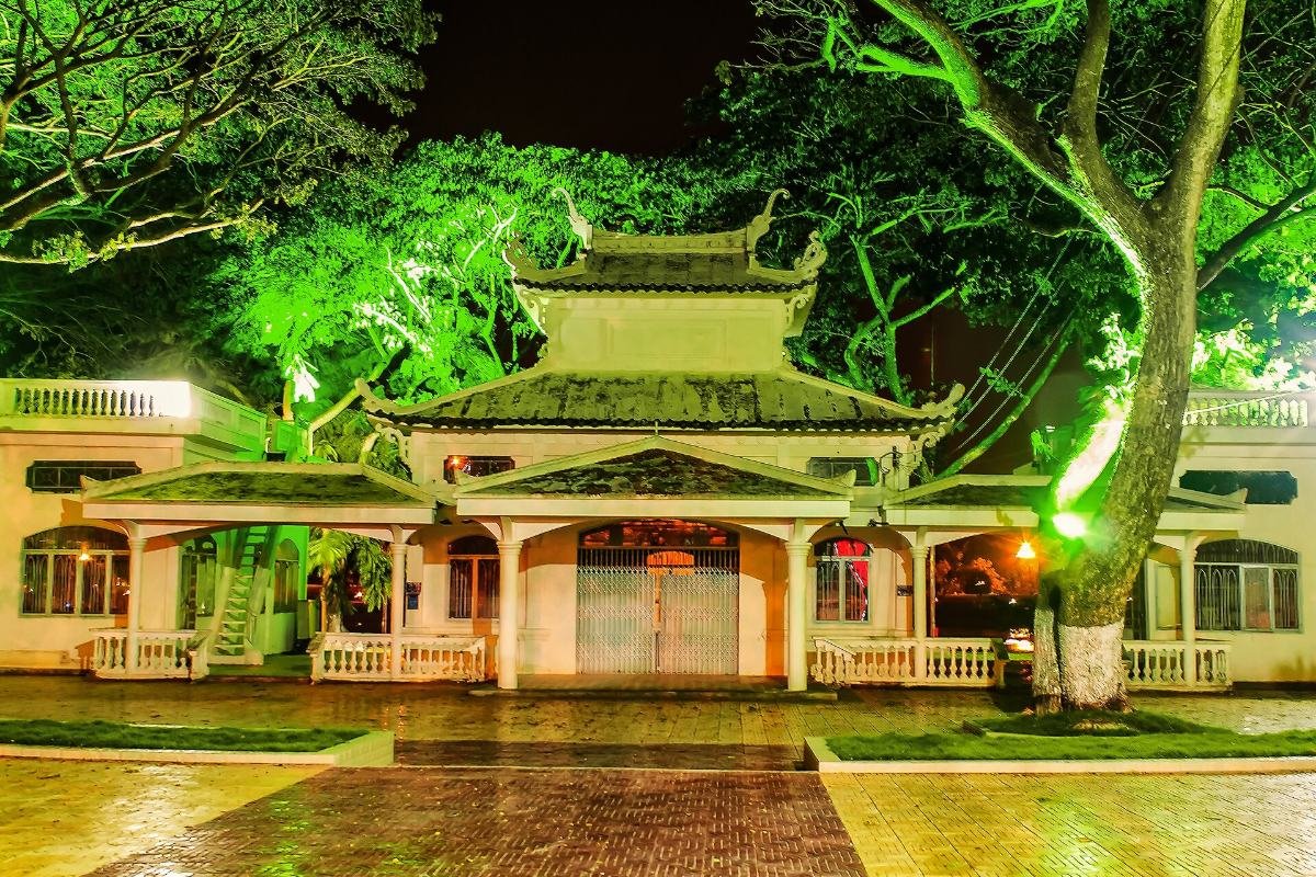 Van Mieu temple in Cao Lanh, near Lotus Garden 2-bedroom social housing