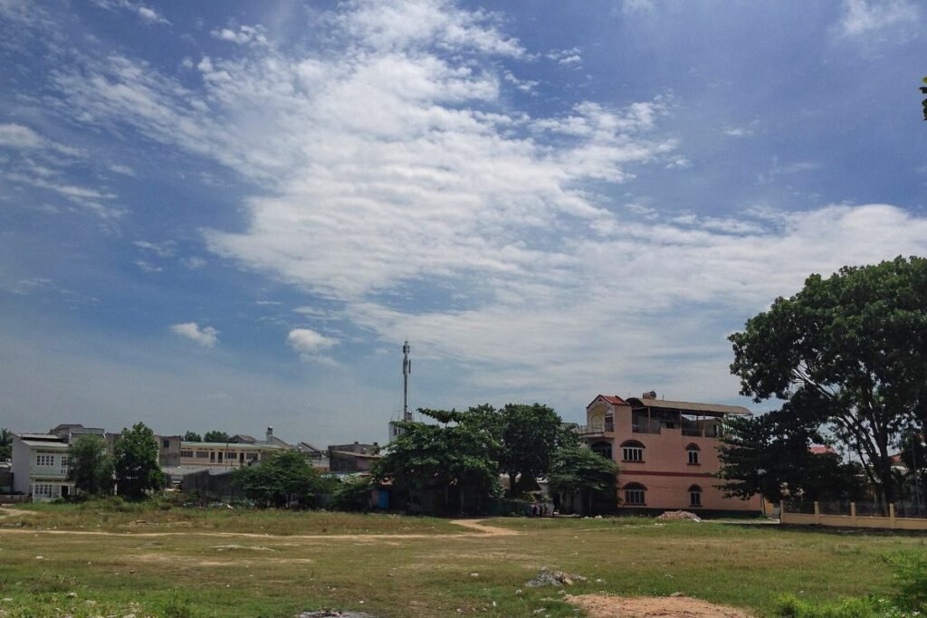 New residential streets along Do Xuan Hop