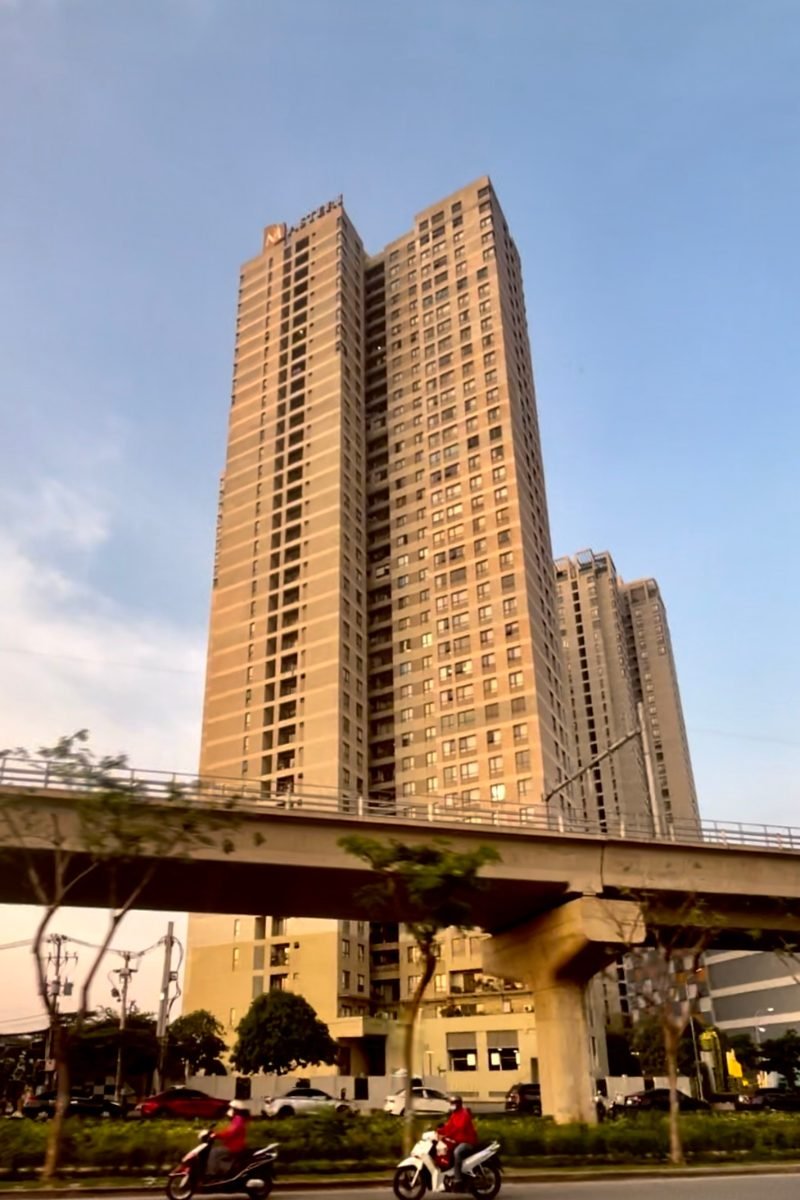Masteri Thao Dien T1 tower on Hanoi Highway, Thao Dien
