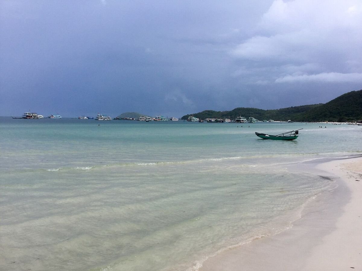 Calm bay on Phu Quoc