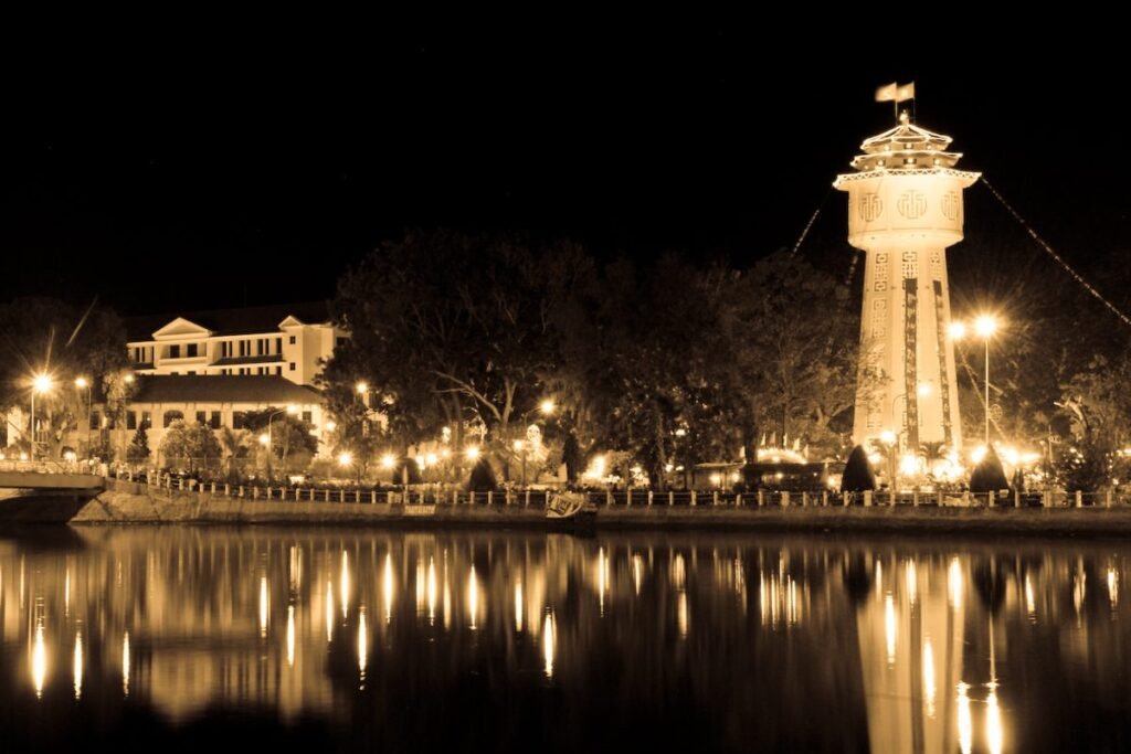 The Phan Thiet river at night, a few minutes from Phu Thinh Plaza