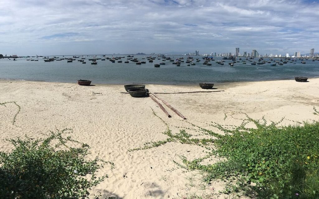 Beach and city in Da Nang