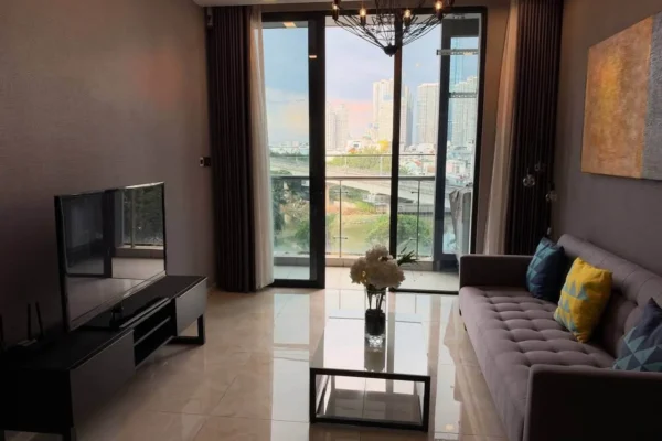 Saigon Pearl 3-bedroom for rent, 135 m², Landmark 81 view