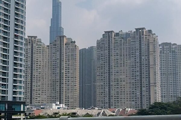 Saigon Pearl