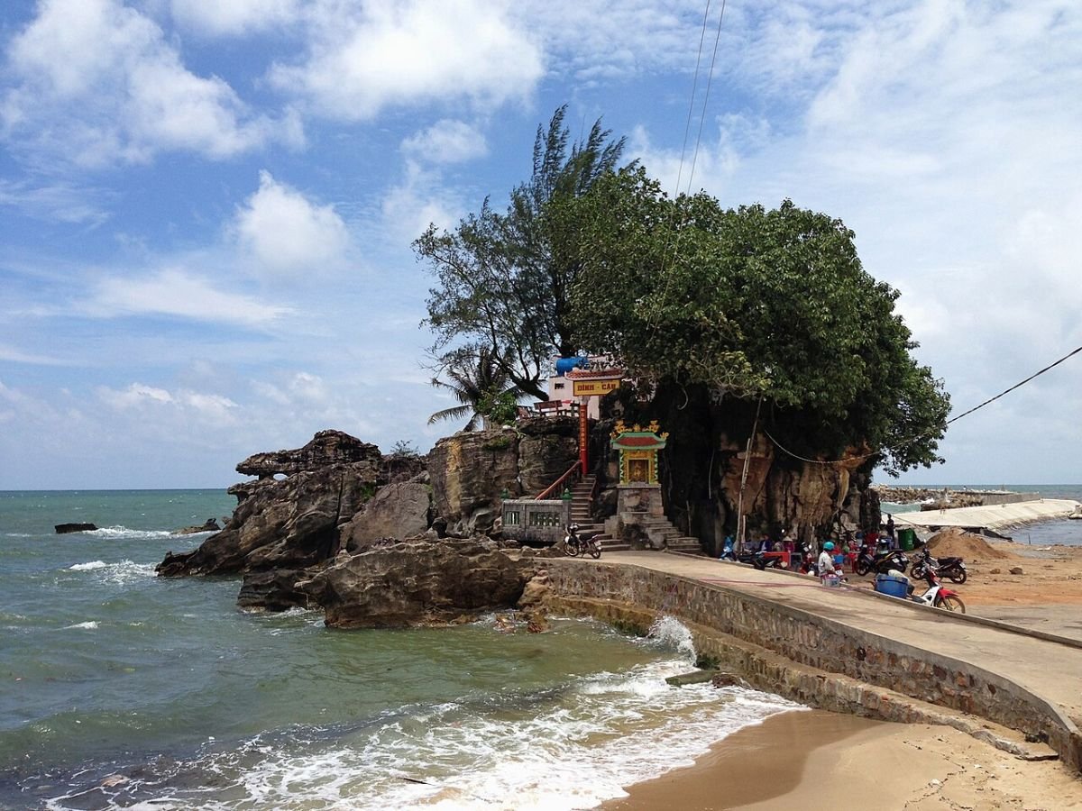 Shrine on the rocks in Phu Quoc