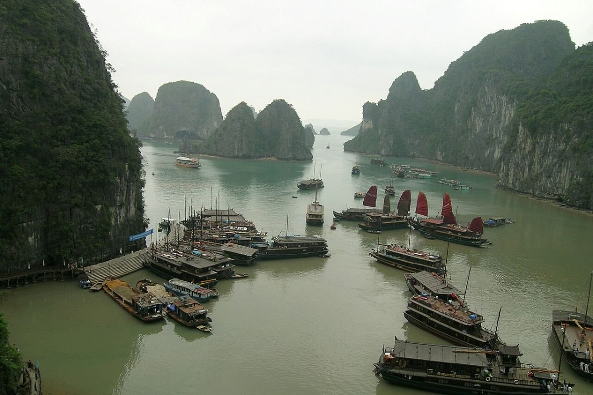 Boats among Ha Long karsts