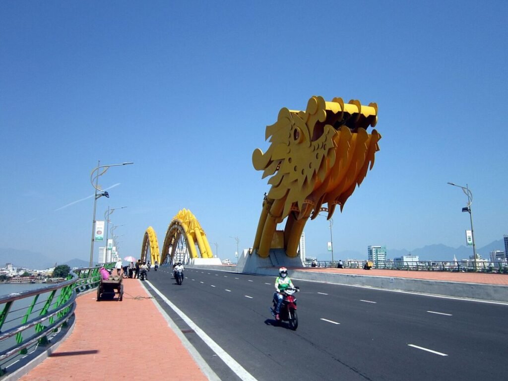 Dragon Bridge head by day