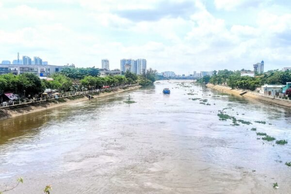 Sun Thanh Da 2-bedroom apartment for rent, river view, early registration