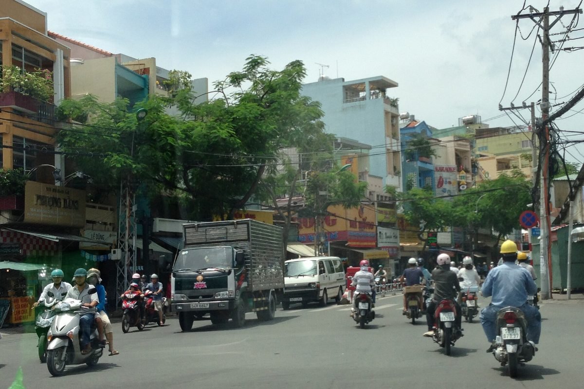 Saigon Bridge, near Sunwah Pearl 3-bedroom apartments