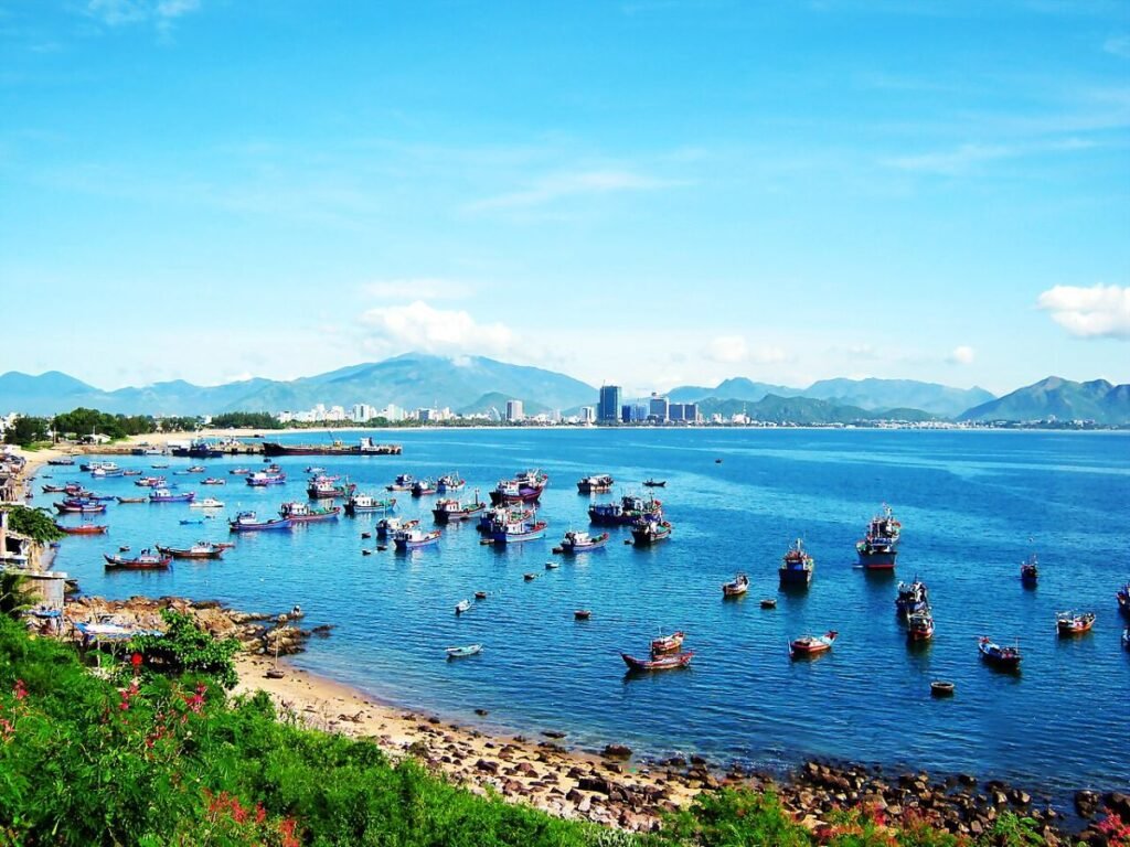 Clear water off the Cam Ranh coast