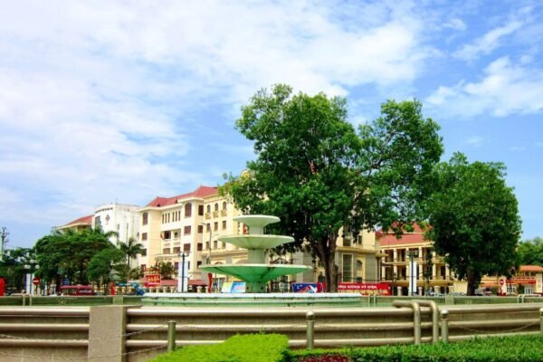 The City Light Vinh Yen 3-bedroom for rent, 108 m², city centre