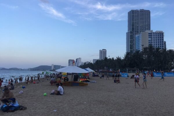 The Costa Nha Trang 1-bedroom for rent, 85 m² facing the beach