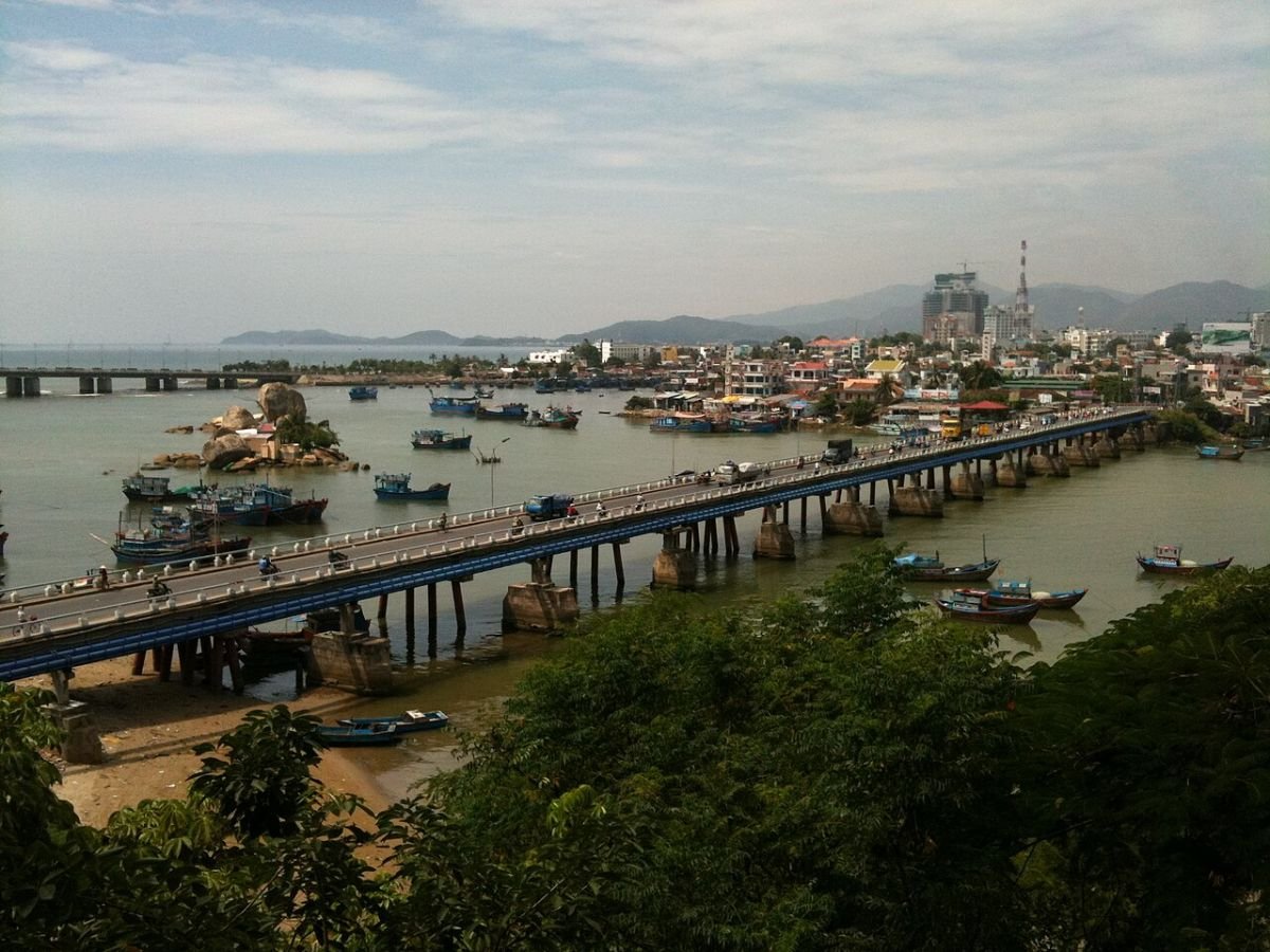Nha Trang bay from above