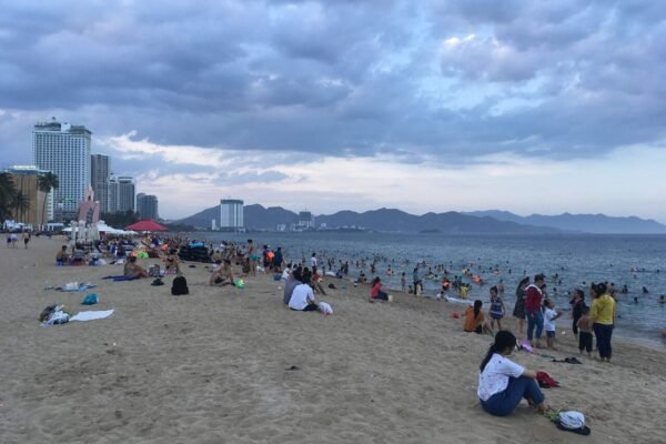 The Costa Nha Trang 2-bedroom for rent, 104 m², pink book building