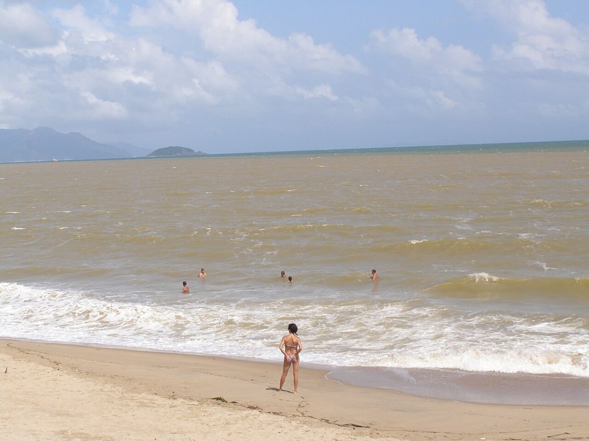 Calm sea at Nha Trang