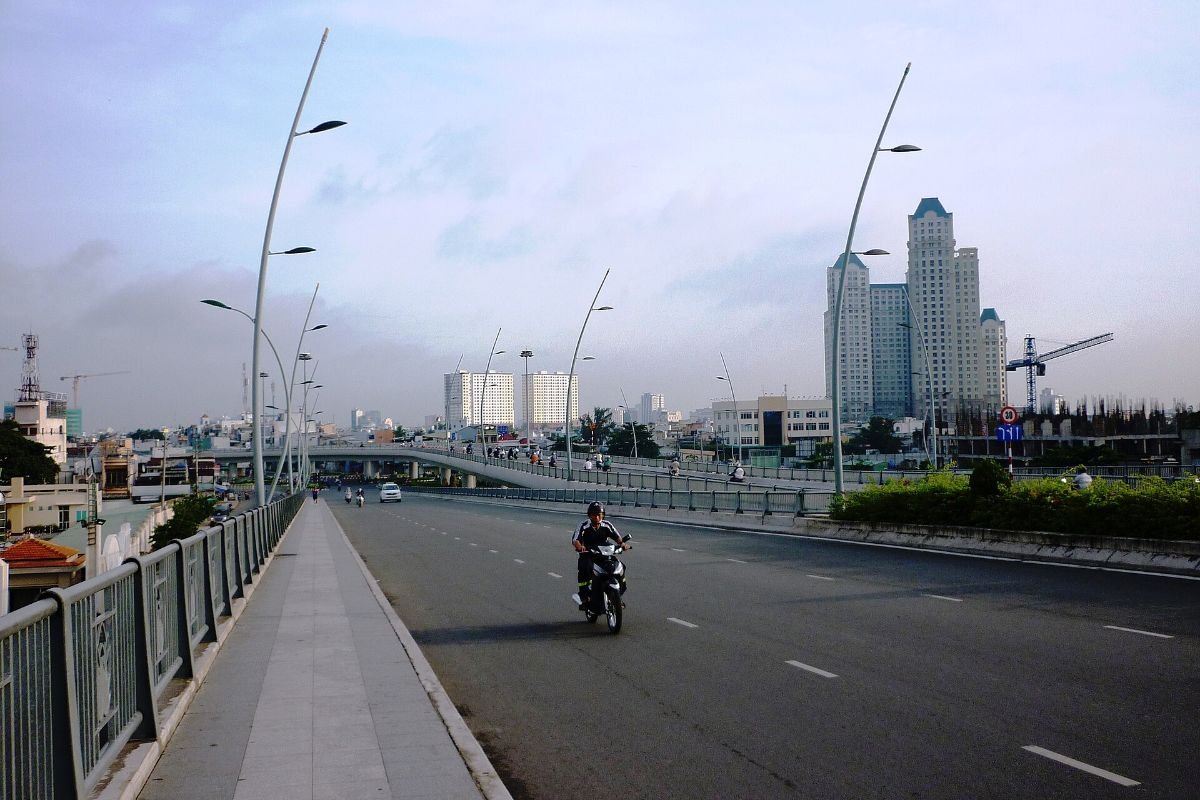 Thu Thiem Bridge beside The River Thu Thiem 3-bedroom apartments
