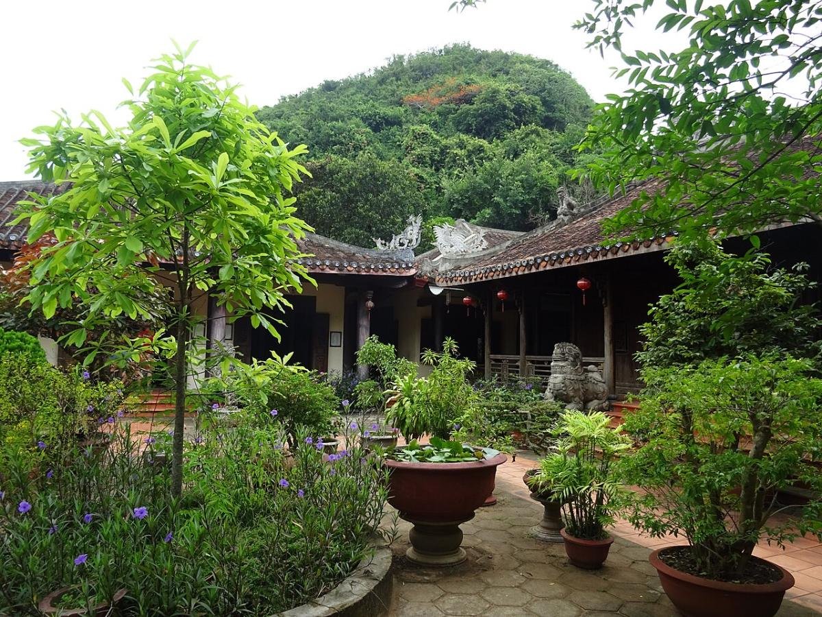 Garden pagoda at Marble Mountains