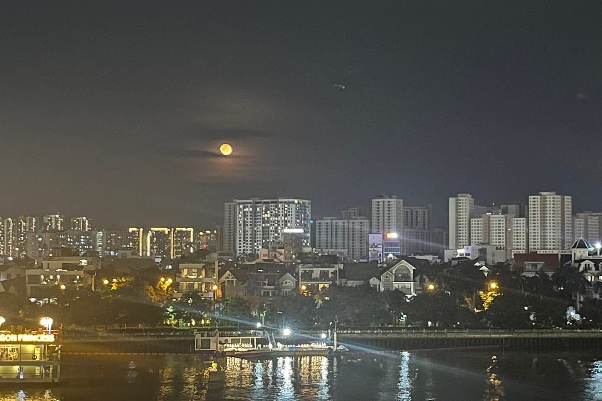 The riverside park at Vinhomes Central Park, below the Central towers