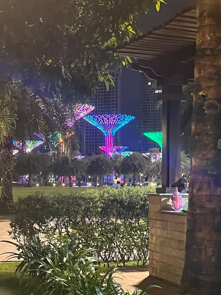 Vinhomes Grand Park 2-bedroom for sale – the lit-up Light Park a short walk from the towers