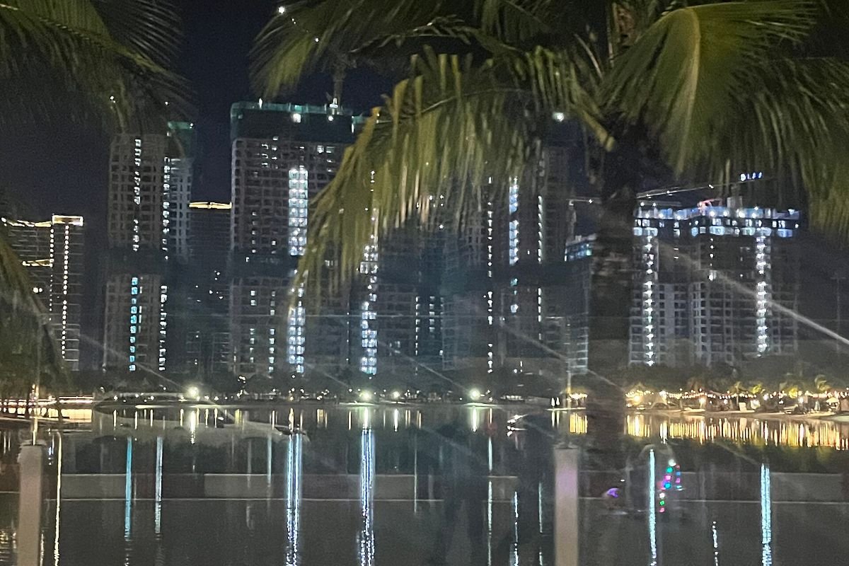 Light Park at Vinhomes Grand Park, near The Beverly studio for rent