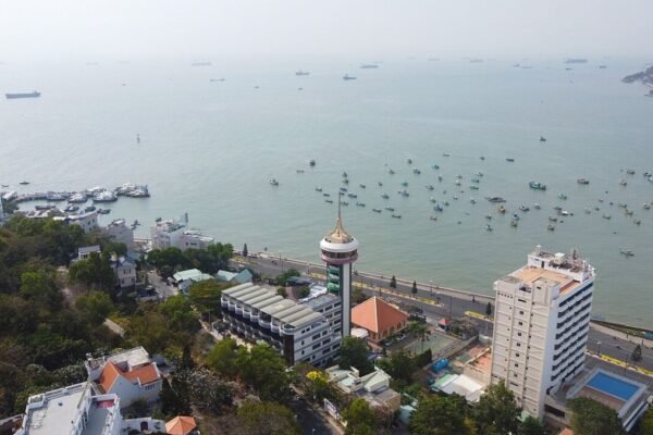 Vung Tau Melody 1-bedroom for rent, 49 m² between Front and Back Beach